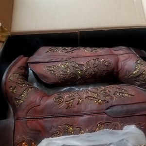 Beautiful Brown Western Boots